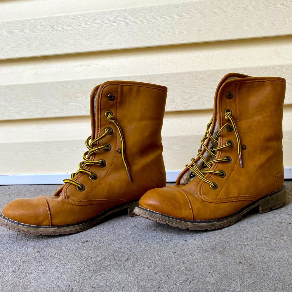 Dirty Laundry Boots Size 7.5 - Picture 3 of 12